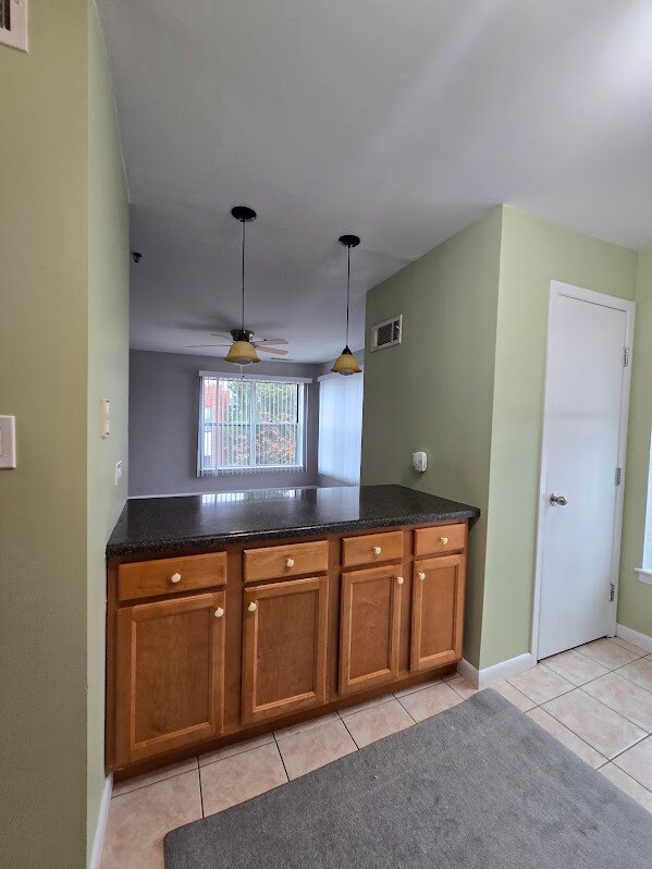 Building Photo - 3255 Kirchoff Rd