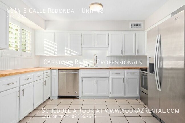 Building Photo - 4114 E Calle Redonda
