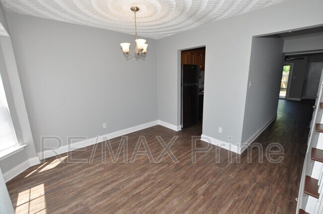 Building Photo - 520 Harbour N Dr