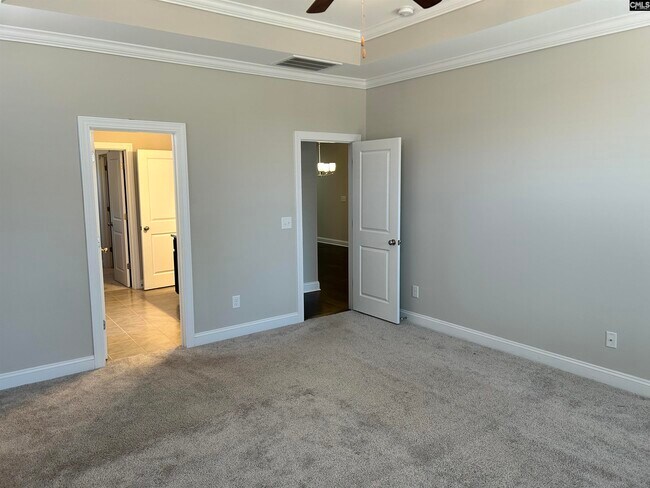 Building Photo - 905 Layton Way