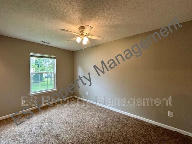 Building Photo - 5639 Dollar Run Ln