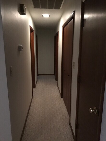 Building Photo - 951 E. Wabash St