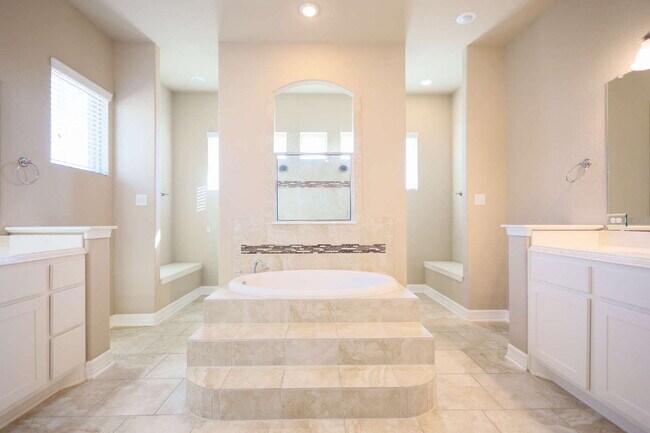 Building Photo - Beautiful 4-Bedroom Home in Stevens Ranch ...