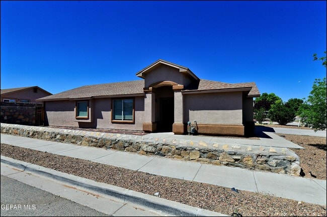 Building Photo - 12976 Enrique Gomez Dr