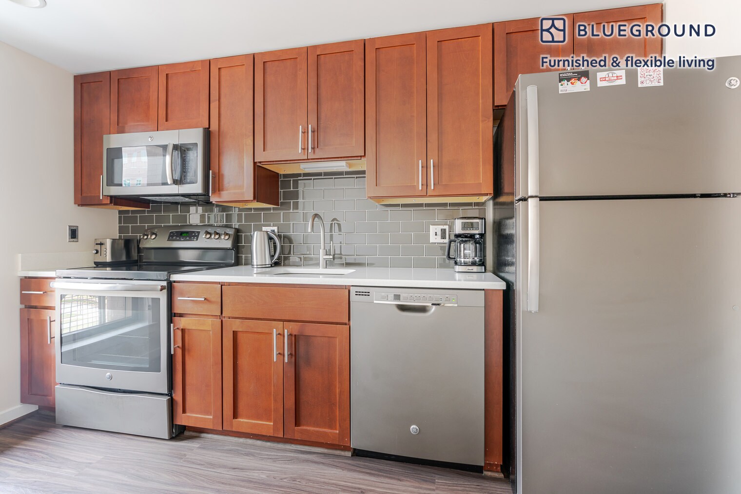 Building Photo - 3444 Fairfax Dr