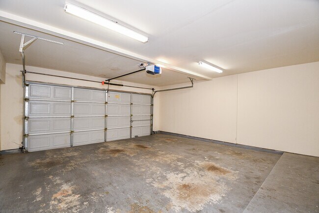 Building Photo - 2431 Dorrington St