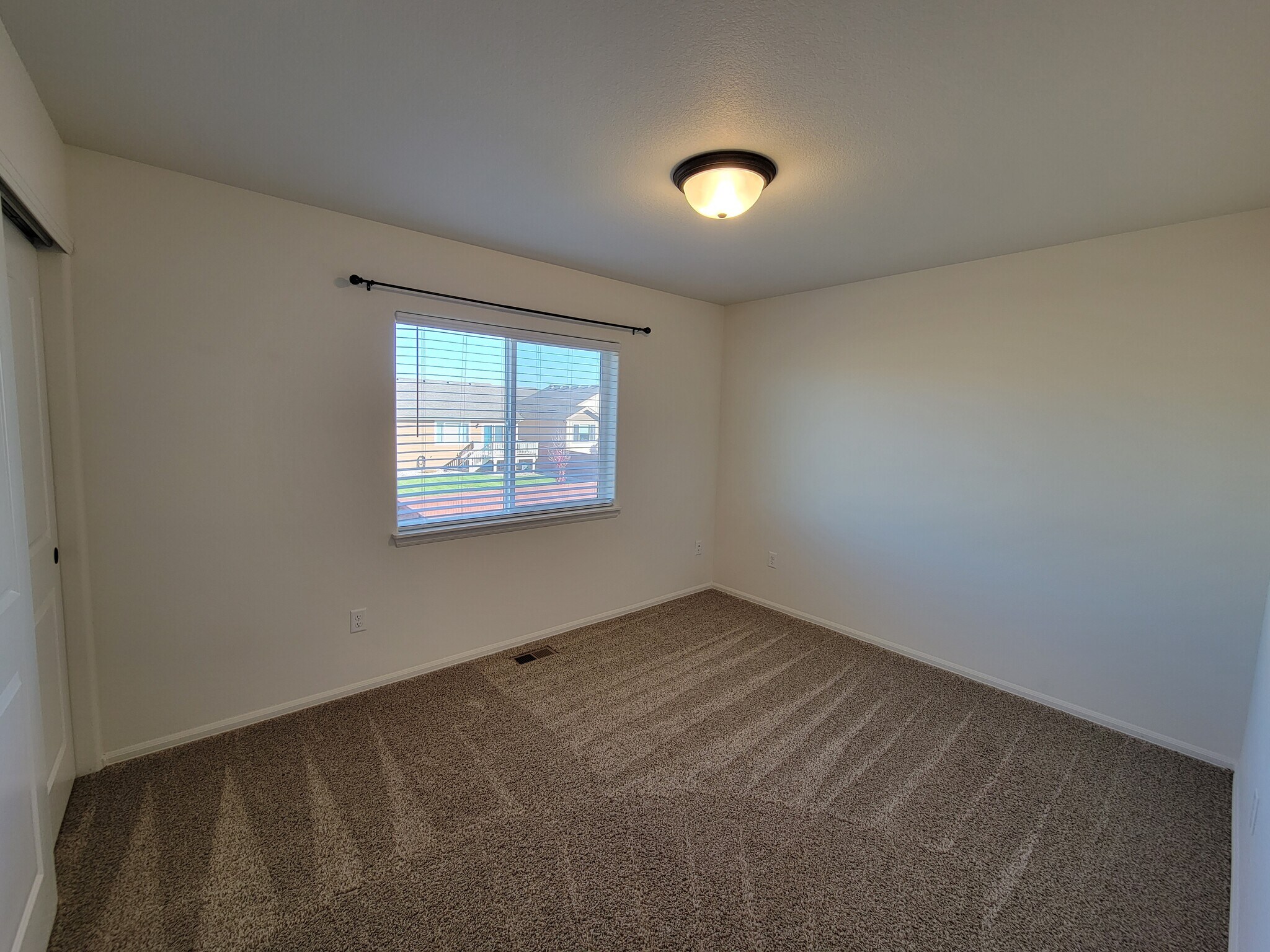Building Photo - 1823 Abundance Dr