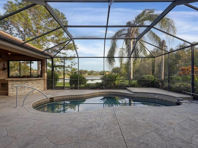 Building Photo - 16806 5th Terrace NE