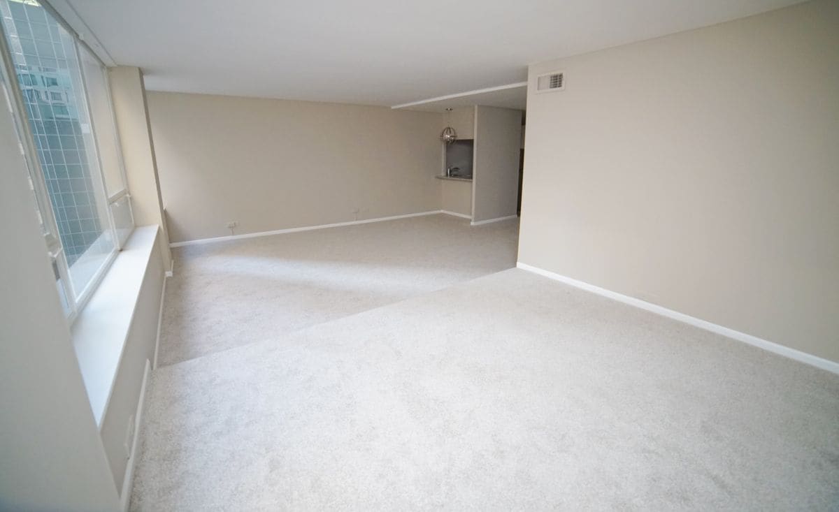 Building Photo - 233 E Erie St