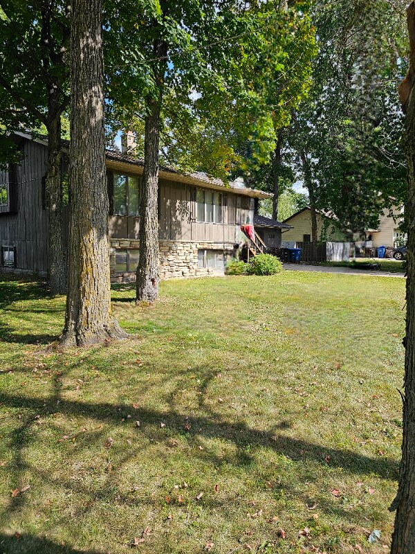 Building Photo - 730 Indianwood Ct