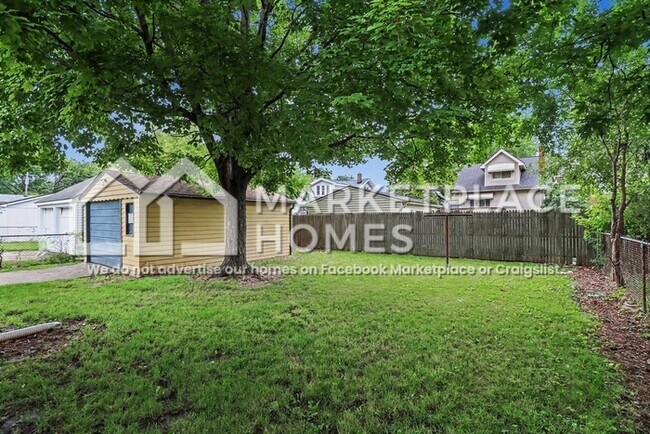 Building Photo - 22046 Birchwood Ave