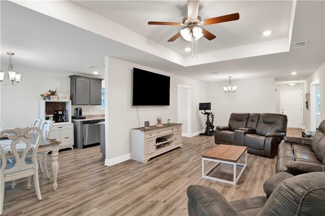 Building Photo - 2051 Whitebark Dr