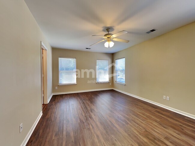 Building Photo - 141 Chemistry Cir