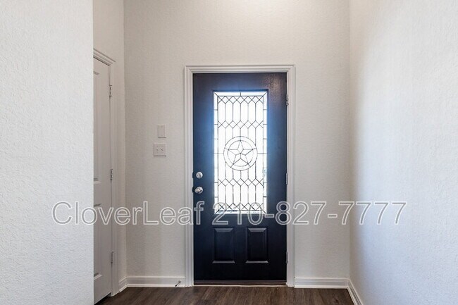 Building Photo - 6618 Cibolo Springs