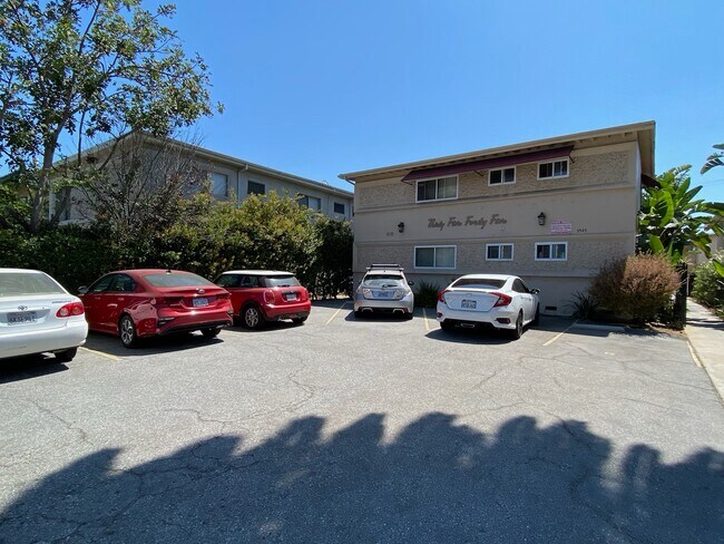 FRONT FACADE - 3545 Jasmine Ave