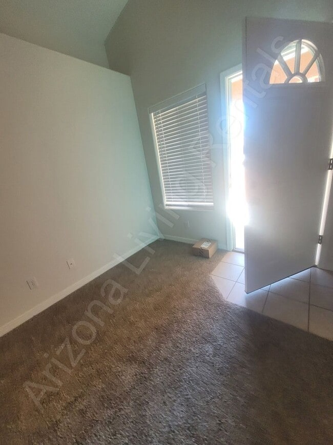 Building Photo - HUALAPAI MOUNTAIN FOOTHILLS HOME