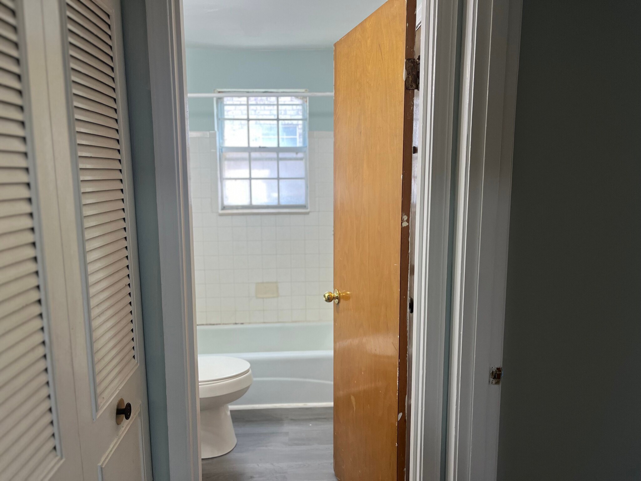 Bathroom - 1515 Steadmantown Ln