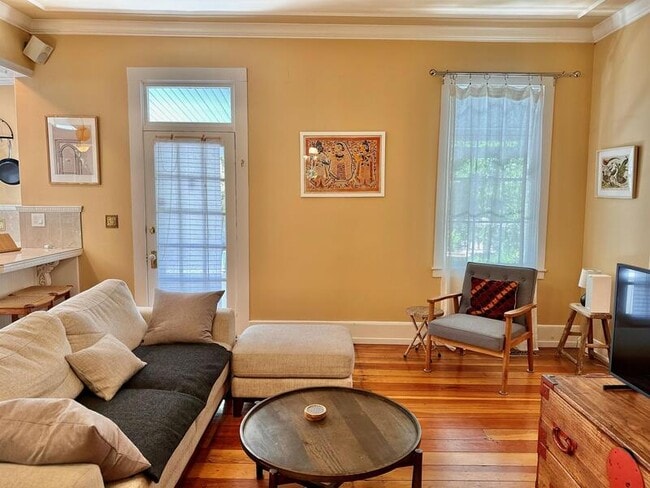 Building Photo - 212 Nevada St