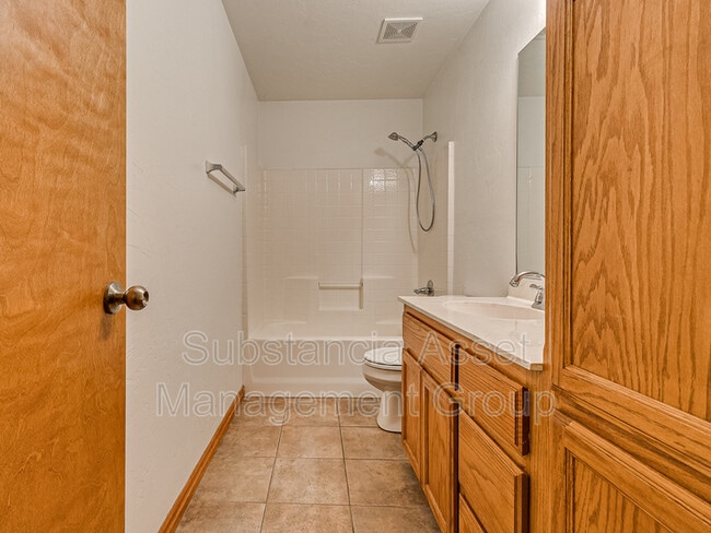 Building Photo - 4117 Green Apple Dr