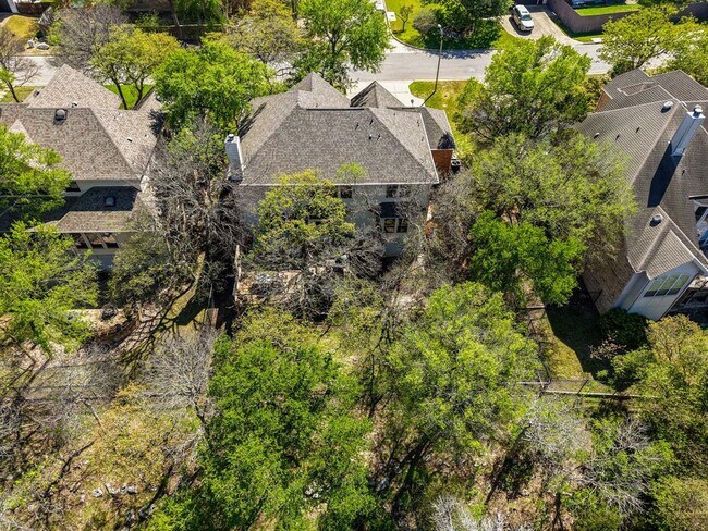 Building Photo - 128 Las Colinas Dr