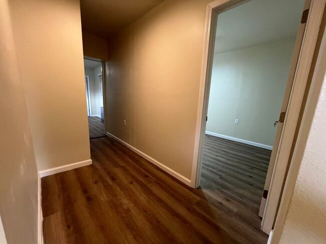 Building Photo - 39 S 13th St