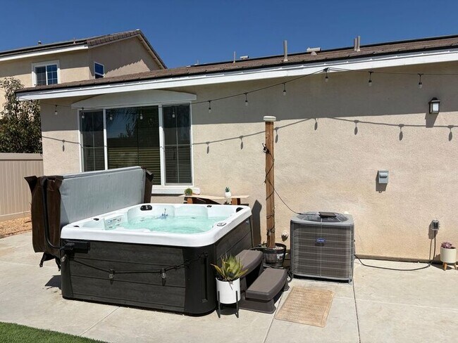 Building Photo - 36315 Basalt Ln