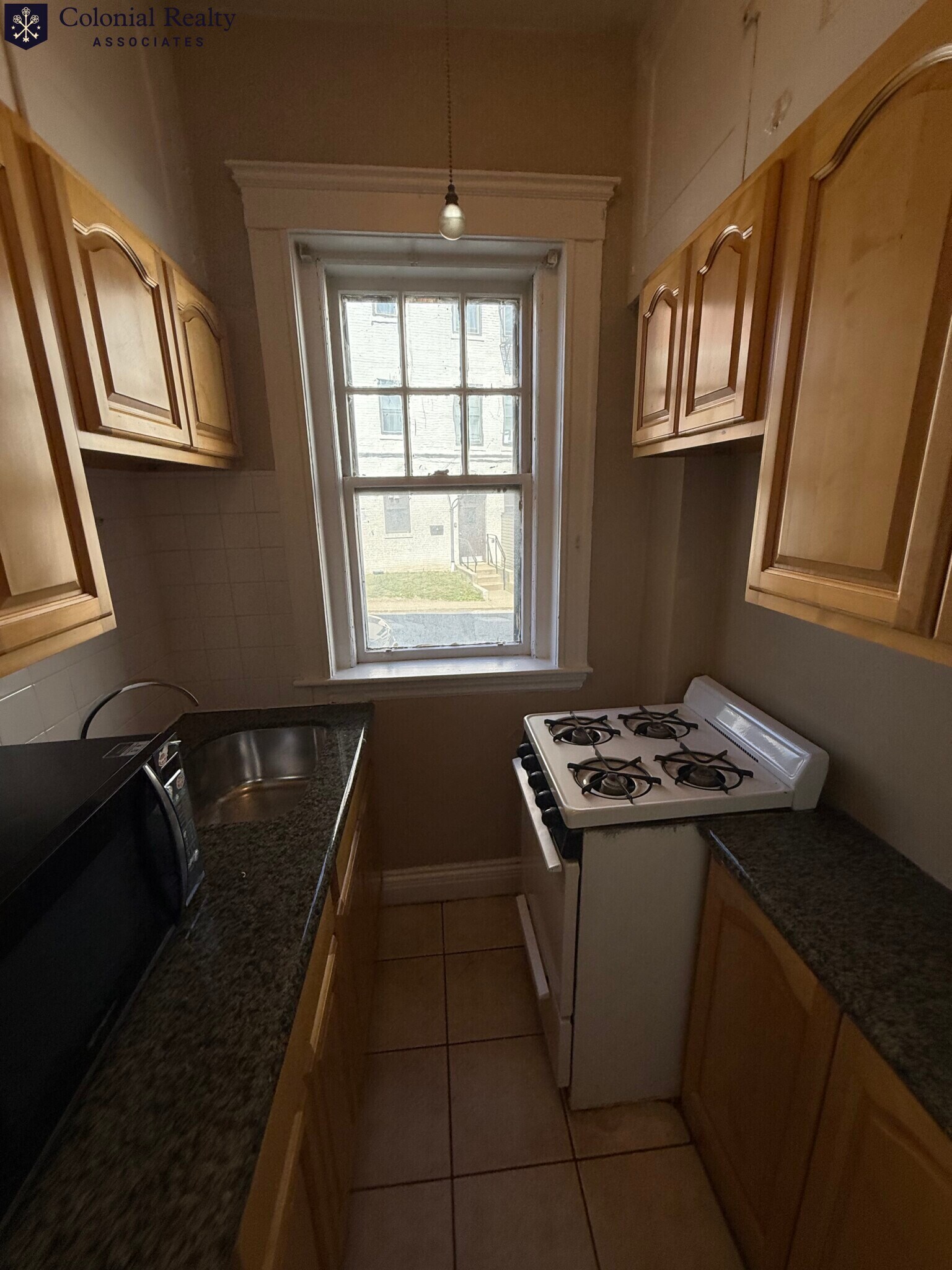 Building Photo - 319 Allston St