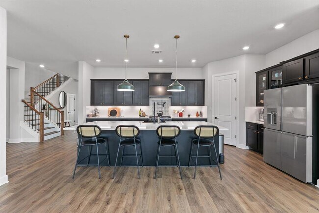 Building Photo - 1801 Headwaters Blvd
