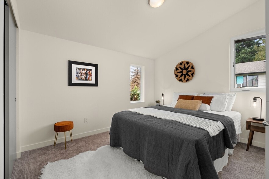 Building Photo - 12672 60th Ave S