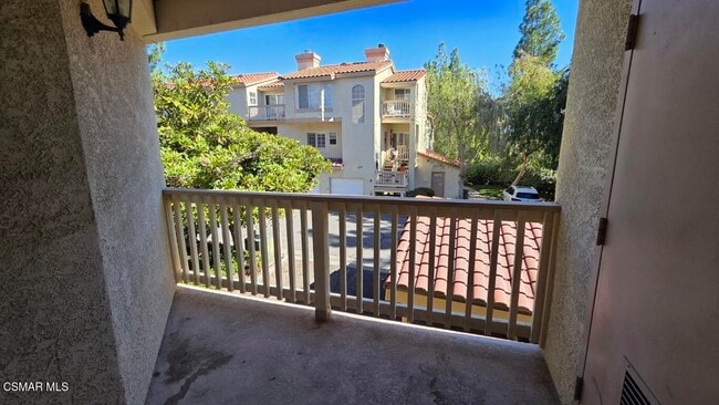 Building Photo - 697 Sutton Crest Trail