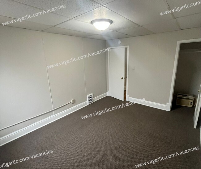 Building Photo - 778 Tyler St