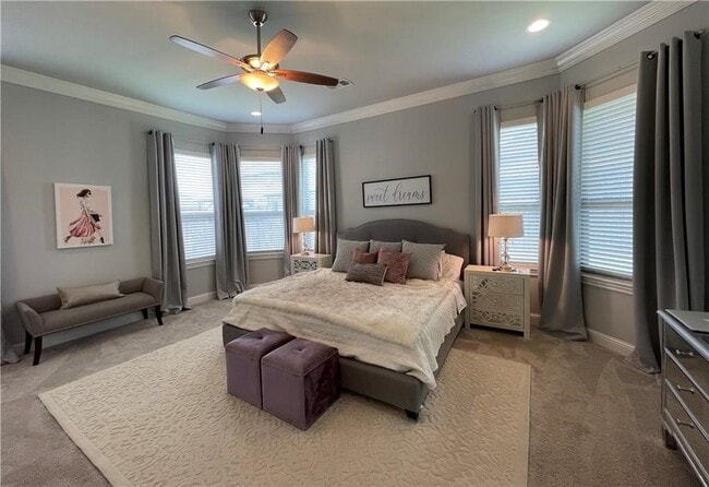 Building Photo - 4703 SW Lilly St