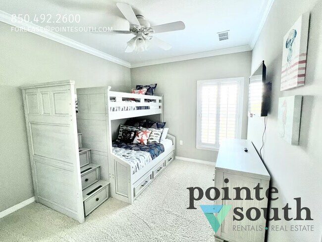 Building Photo - 6598 Carlinga Dr