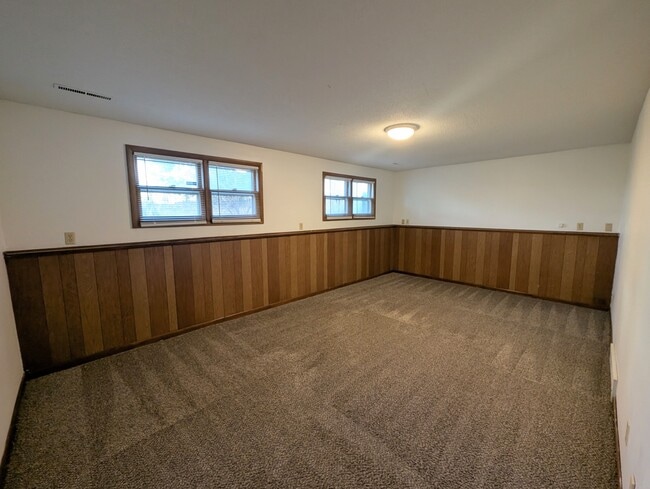 Building Photo - 2722 Park Ave