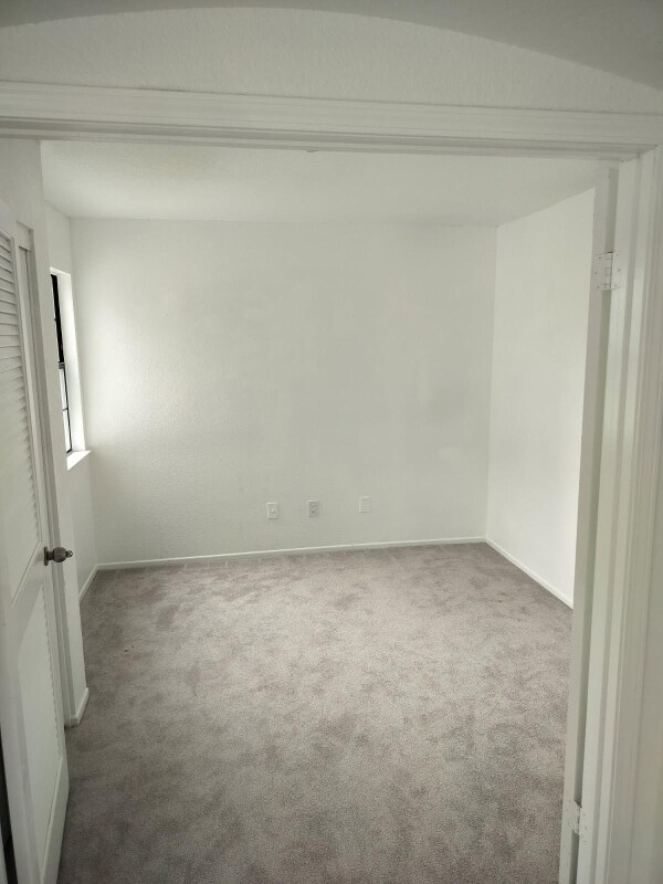 Building Photo - 8750 Lemas Rd