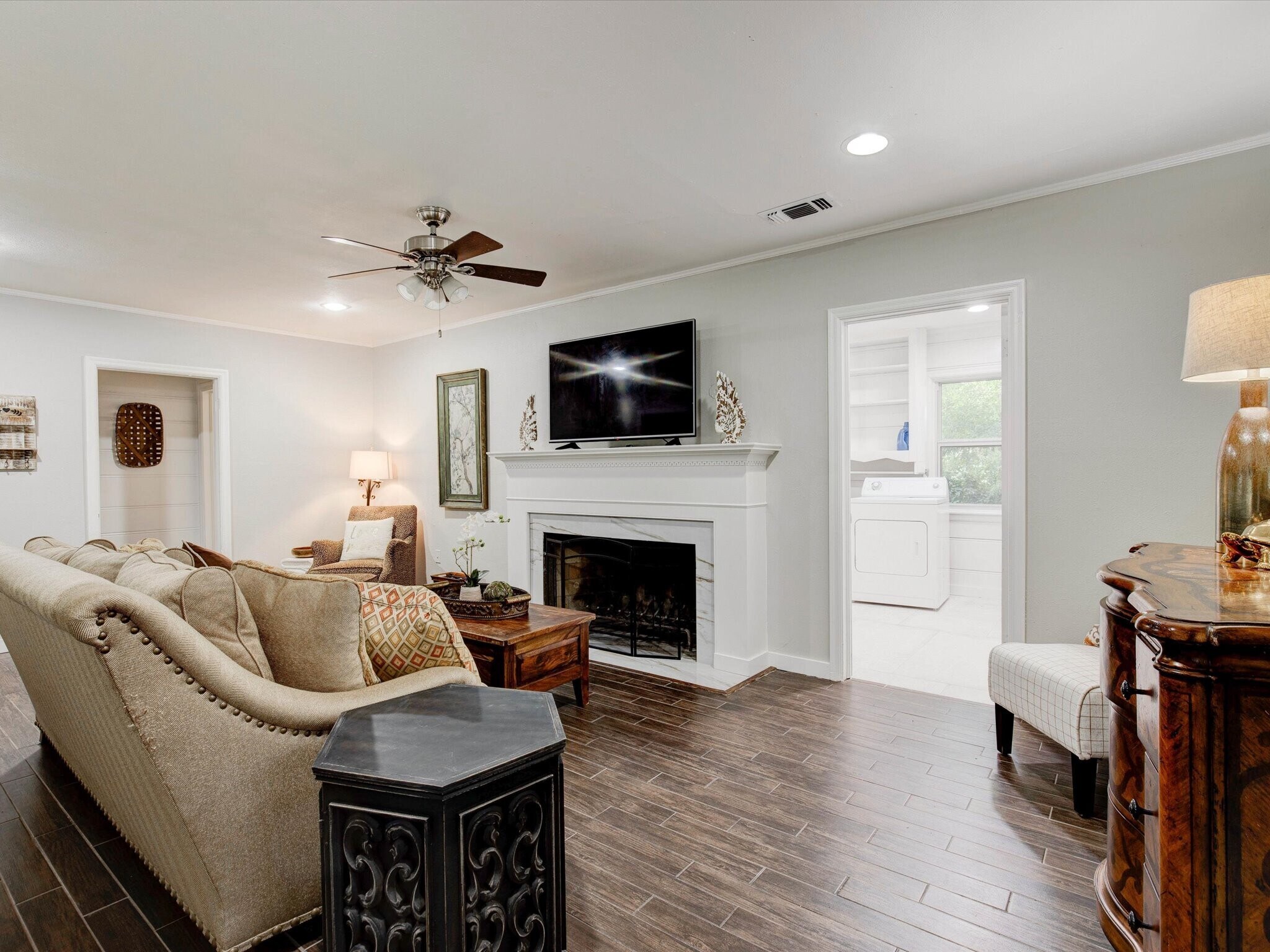 Building Photo - 3727 W Biddison St