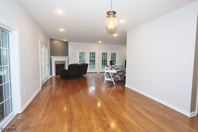 Building Photo - 39 Indian Trail