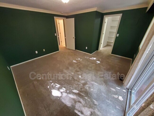 Building Photo - 4844 Gardner Rd SE