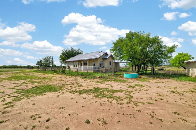 Building Photo - 3021 Co Rd 467