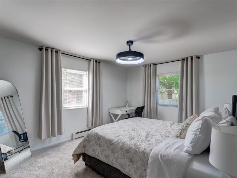 Building Photo - 7203 Fortune Dr