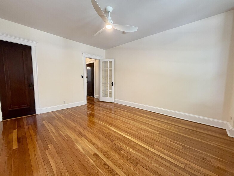 Building Photo - 15 Ellery St
