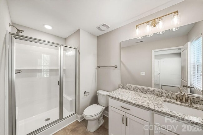 Building Photo - 11507 Vly Oaks Ln