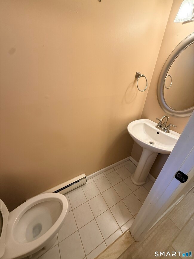 Building Photo - 23 Margo Ct