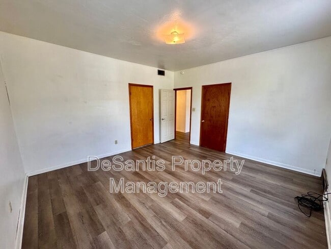 Building Photo - 212 N Highland Ave