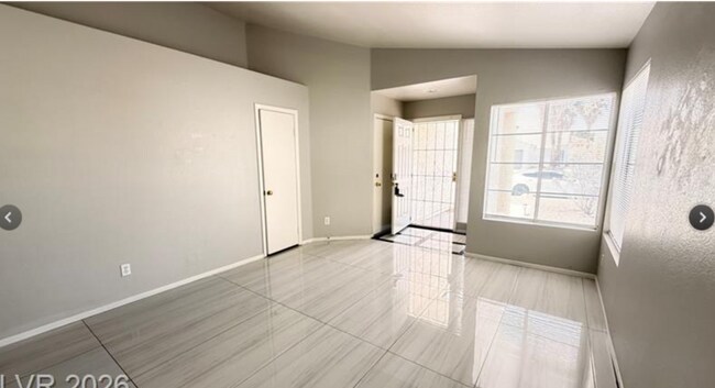 Building Photo - 7220 Paradise Bay Dr