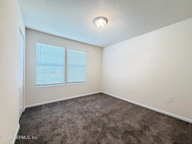 Building Photo - 3620 Sunfish Dr