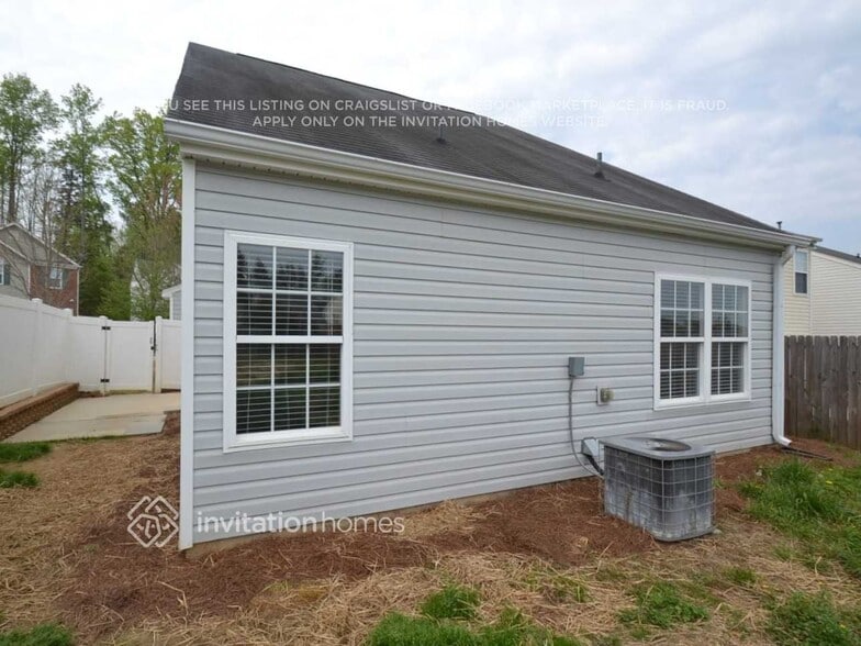 Building Photo - 252 Silver Ridge Dr