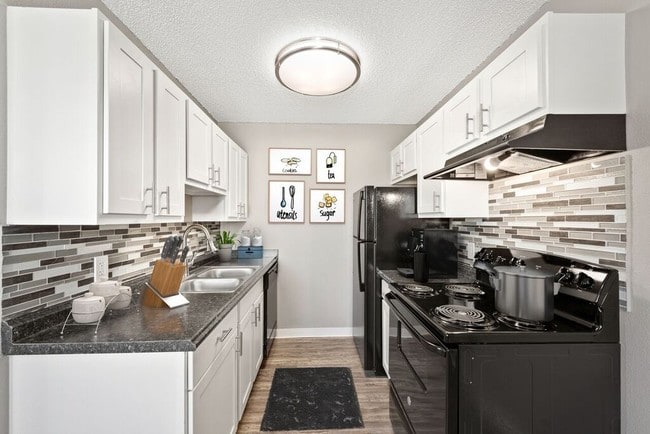 Kitchen - Fairview Apartments