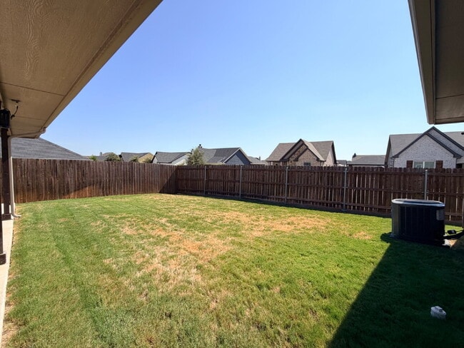 Building Photo - Lovely 3 bed, 2 bath Home in Burleson!
