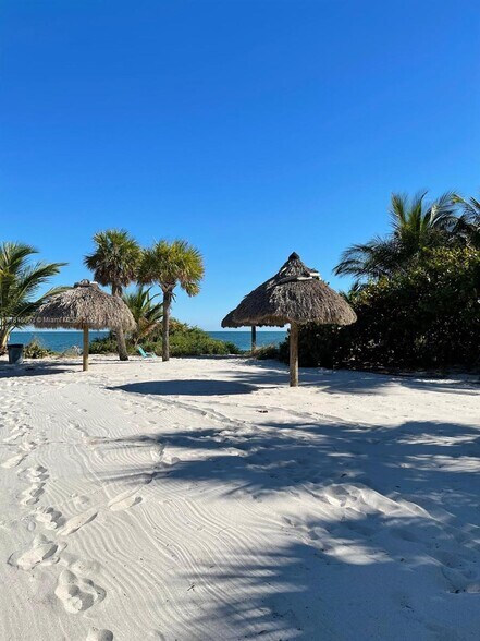 Building Photo - 375 Harbor Ct